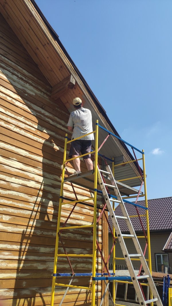 Les avantages incontournables de l'échafaudage roulant en alu